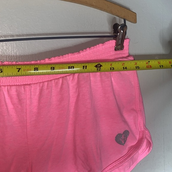 🐆Pink Pink Victoria Secret shorts! - Picture 4 of 8